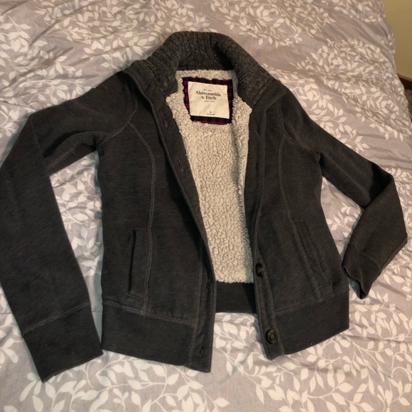 Women’s Jacket - Picture 1 of 6